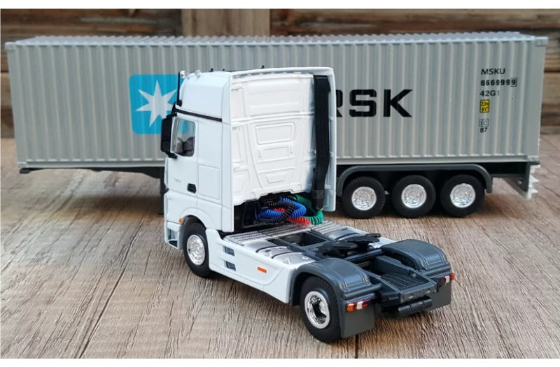Mercedes ACTROS Shipping Container Truck Maersk Coatings 1:50 Truck Pre-built Airliner Model Display view5