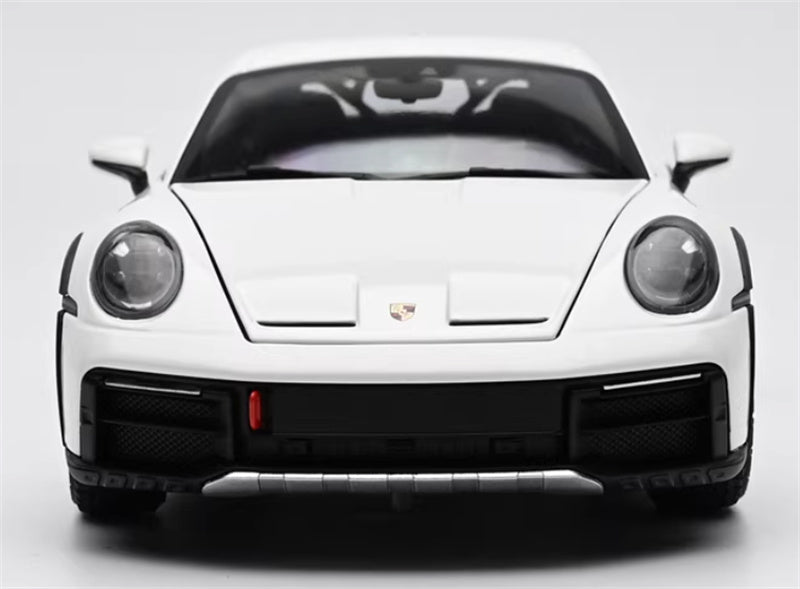 1:18 PORSCHE 911 DAKAR 2022 white  MINICHAMPS  DIECAST Car Model