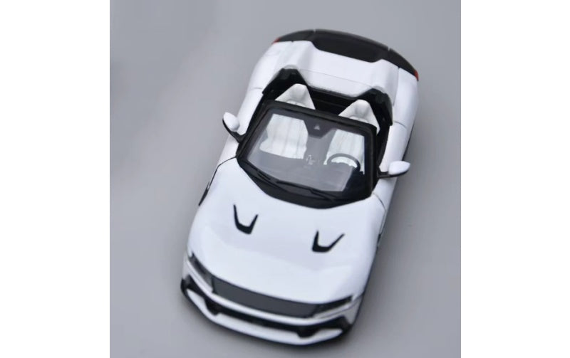 1:64 Ferrari 12 Cilindri Spider  Convertible white Phantom Knight  Limited Edition 999PCS ONLY DIECAST Model