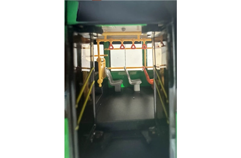 GOLDEN DRAGON Travel NAV2 Bus Green 1:42 Bus Pre-built Airliner Model Display view3