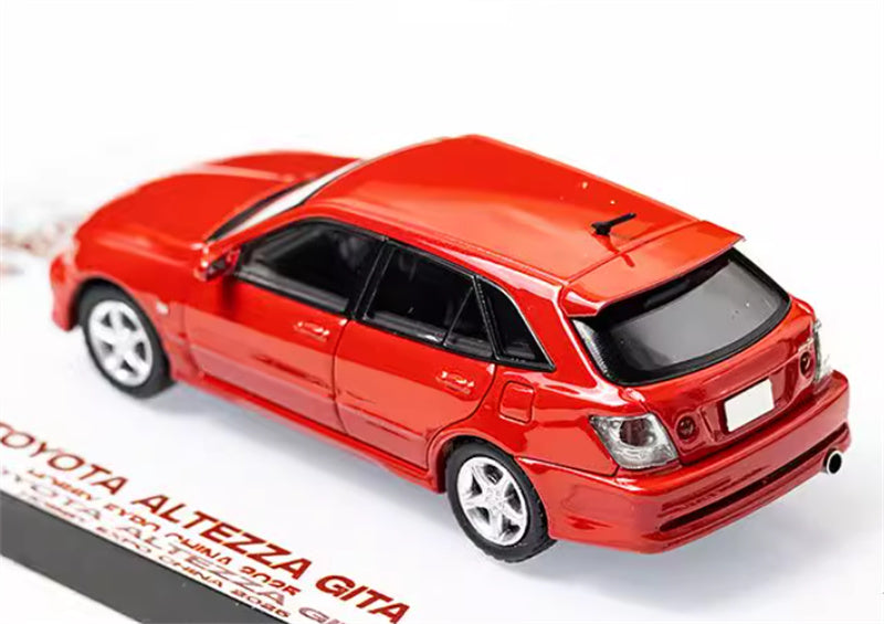 Mortal TOYOTA ALTEZZA GITA IS200 Exhibition HEC Limited red Limited Edition 1:64 Car Pre-built Model view2