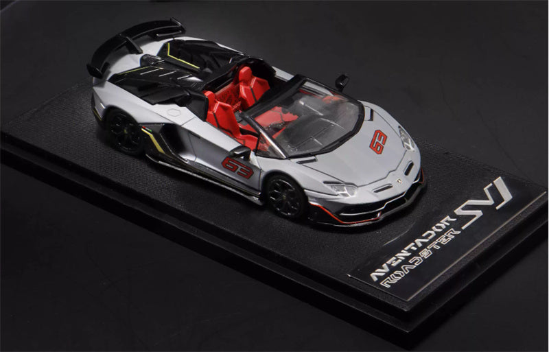 Max well Lamborghini Aventador SVj 63 # Battle Grey Convertible 1:64 Car Pre-built Airliner Model Display view1