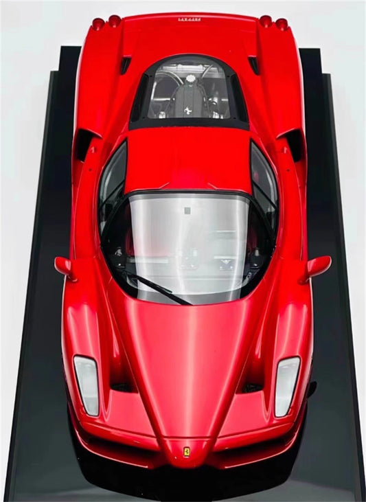 1:18 Ferrari Enzo red Amalgam Resin Car Model view2