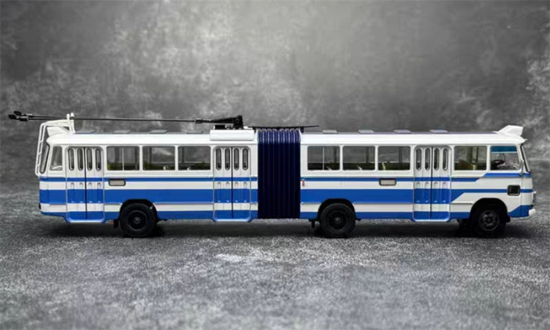 AUTO-GLIMPSE Shanghai Bus SK561G articulated trolley bus blue 1:64 Bus Pre-built Model view6