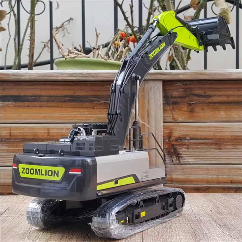 ZOOMLION ZE550G Large Excavator 1:35 Truck Pre-built Model
