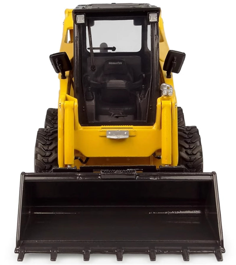 Universal Hobbies Komatsu SK820-8 Wheel loader Yellow Limited Edition 877pcs ONLY 1:25 Truck Pre-built Model