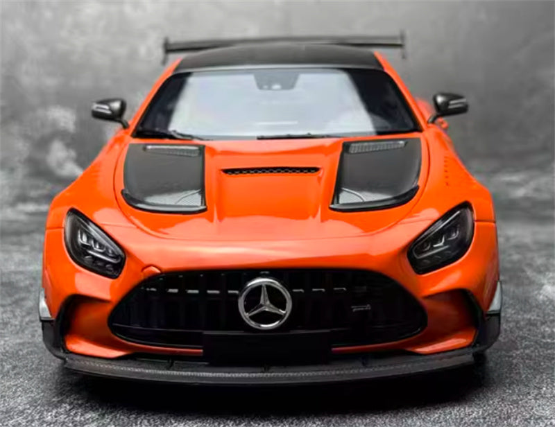 MINICHAMPS Mercedes AMG GT Black Series 2021 orange Limited Edition 400PCS ONLY 1:18 Car Pre-built Model view10