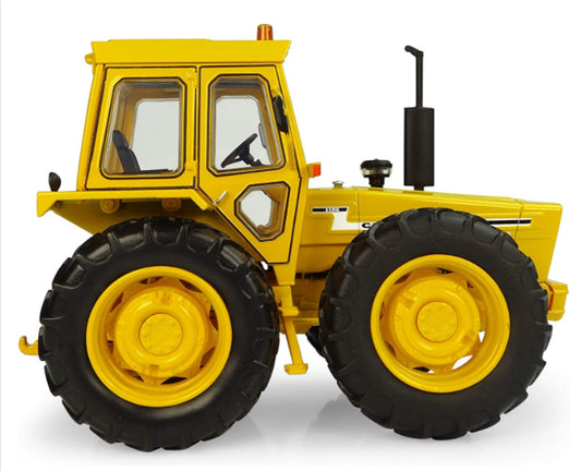Universal Hobbies FORD COUNTY 1174 tractor Yellow Limited Edition 1000PCS ONLY 1:32 Truck Pre-built Model