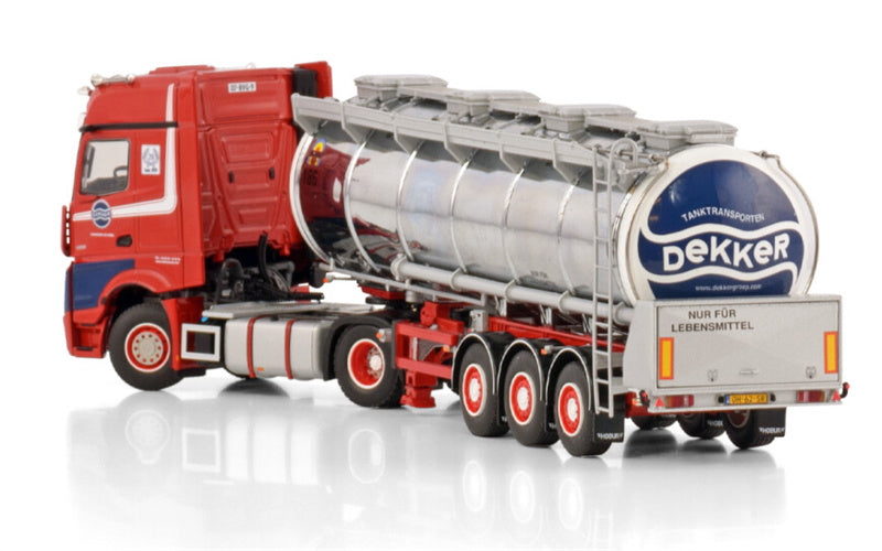 WSI  ACTROS MP5 BIG SPACE 4X2 CHROME TANK TRAILER - 3 AXLE Dekker Tanktransport BV 1:50 Truck Pre-built Model