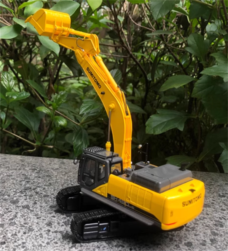 SUMITOMO SH490LHD-6 Excavator 1:50 Truck Pre-built Model