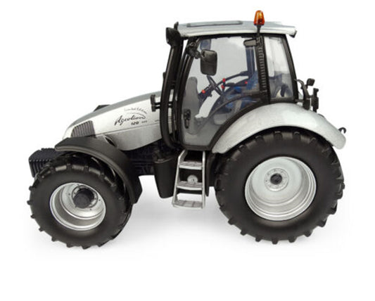 Universal Hobbies Deutz-Fahr Agrotron MK3 120 Limited Edititon Special Design No 555 1:32 Truck Pre-built Model