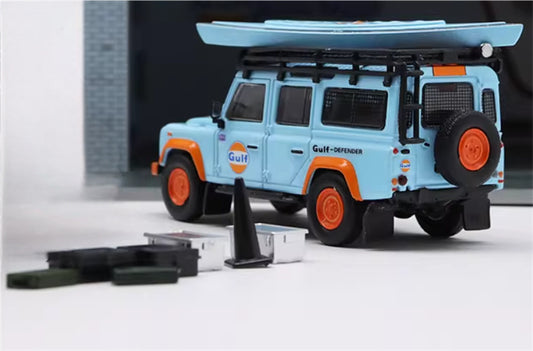 Master Land Rover Defender 110 Gulf coating with accessories old version 1:64 Car Pre-built Airliner Model Display view2
