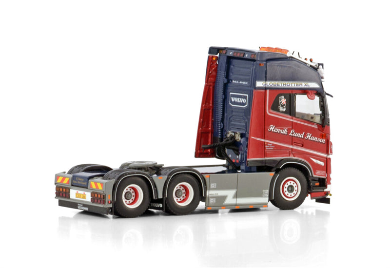 WSI VOLVO FH5 GLOBETROTTER XL 6X2 TAG AXLE Henrik Lund Hansen 1:50 Truck Pre-built Model