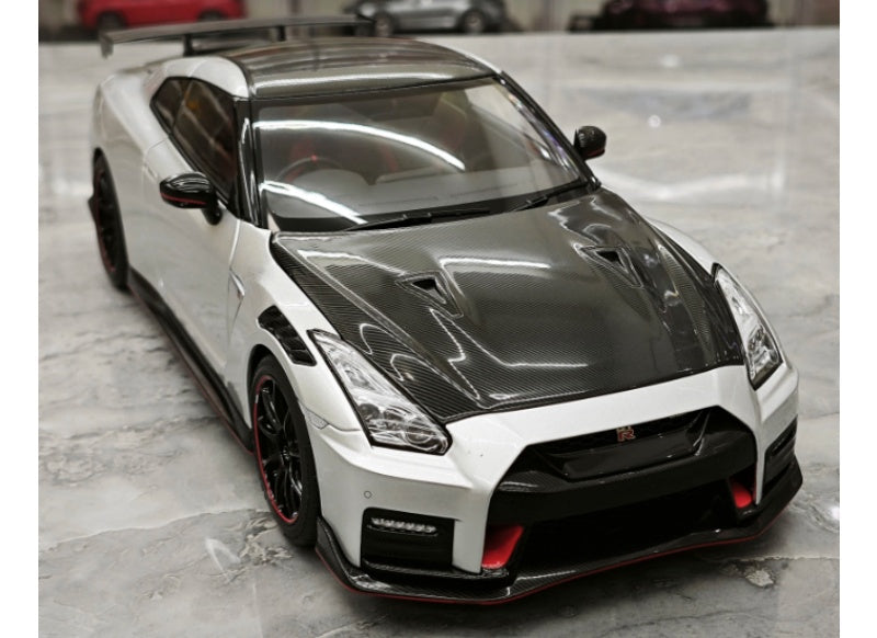 1:18 Nissan GT-R NISMO R35 2022 Ultimate Metal Silver MOTORHELIX Special Edition Limited Edition 699PCS ONLY DIECAST Model