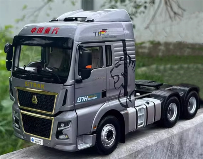 Sinotruk HOWO Sitrak G7H tractor trailer grey 1:24 Truck Pre-built Model