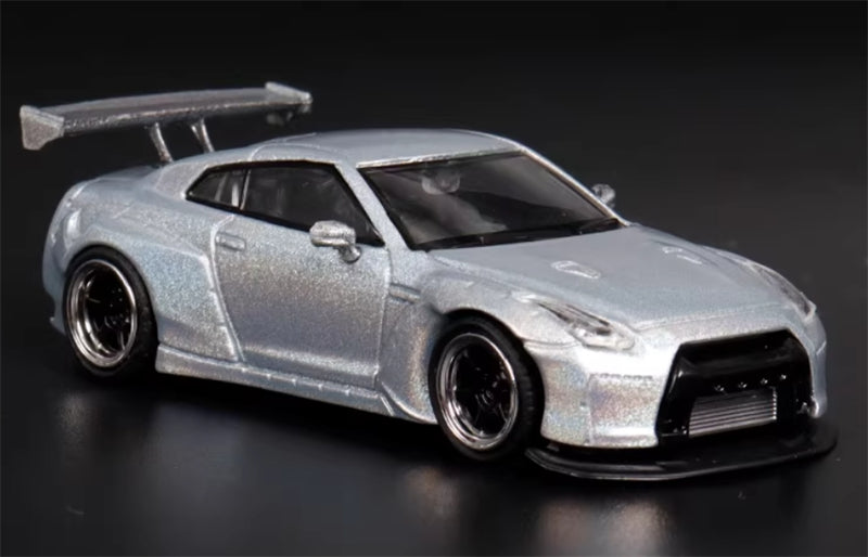 DOT Nissan GT-R R35 Pandem Rocket Bunny Magic Colour white 1:64 Car Pre-built Model