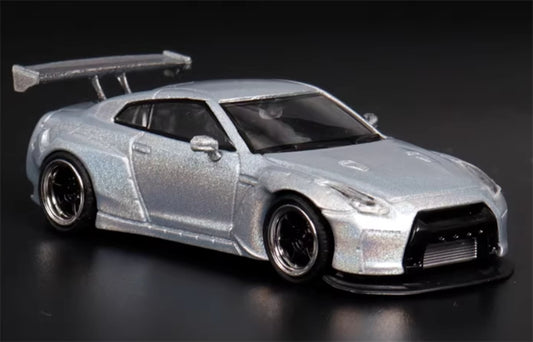 DOT Nissan GT-R R35 Pandem Rocket Bunny Magic Colour white 1:64 Car Pre-built Model