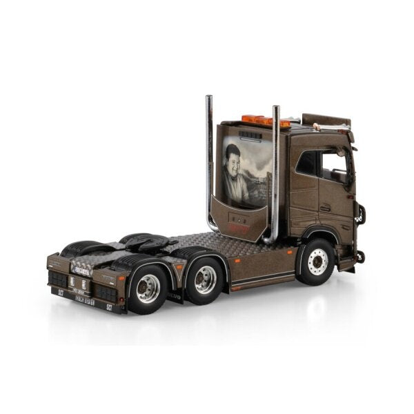 1:50 VOLVO GVT TRANSPORT BRUGGE FH5 6X2 WSI  Brown DIECAST Model