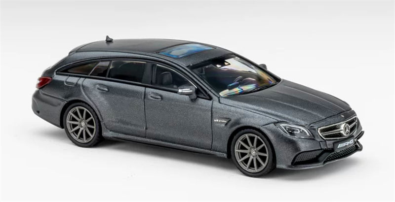 1:64 Mercedes-Benz AMG CLS 63 metallic green KING MODEL Shooting Brake Limited Edition 999PCS ONLY DIECAST Civil Car Model