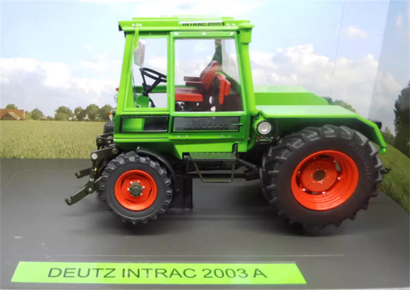 1:32 Deutz INTRAC 2003A Weise toys 1052 INTRAC 2003 A green DIECAST Model view3