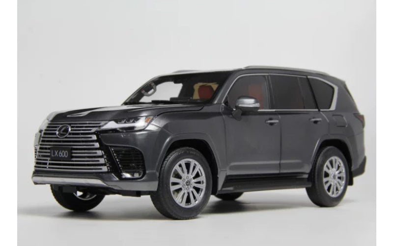 1:18 Lexus LX600 Gray LCD MODELS DIECAST Truck Model