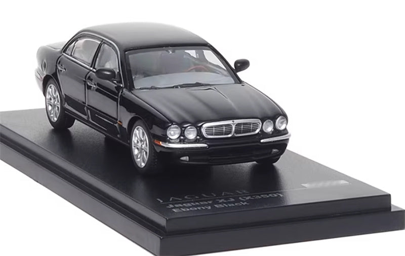 Almost Real Jaguar XJ6 X350 Black 1:64 Car Pre-built Airliner Model Display view8