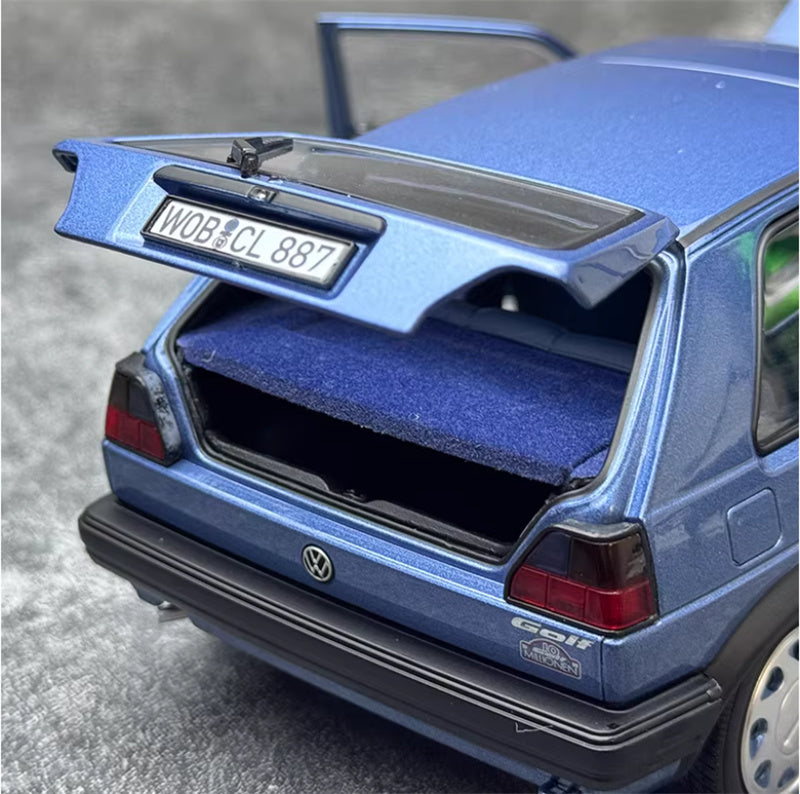 NOREV Volkswagen VW Golf 10 Million 1988 royal blue 1:18 Car Pre-built Model view3