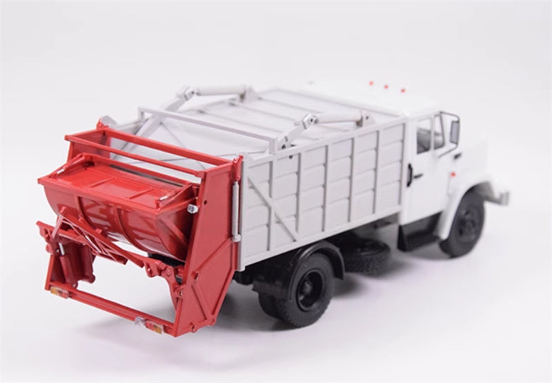 Modimio Russian MKZ-10 (4333) compressed garbage truck 1:43 Truck Pre-built Model