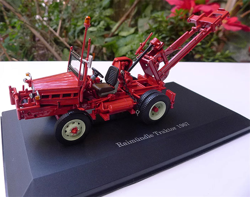 FLOZ Raimundle Agricultural Traktor 1967 red 1:43 Truck Pre-built Model