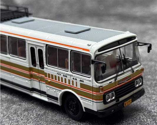 AUTO-GLIMPSE Yaxing JT663 long-distance With luggage rack bus orange 1:64 Bus Pre-built Model view2