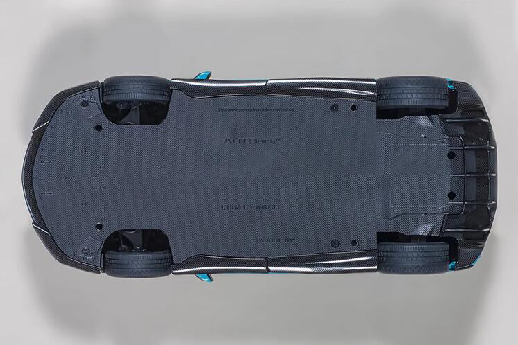 AUTOART McLaren 600LT sports car blue 1:18car Pre-a Model