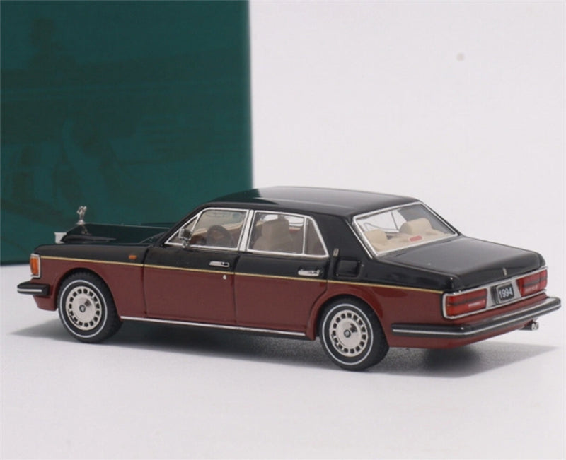 GFCC 1994 Rolls Royce Silver Spur III Red black two-tone with silver wheels Limited Edition 399PCS ONLY LHD 1:64 car Pre-built Model view6