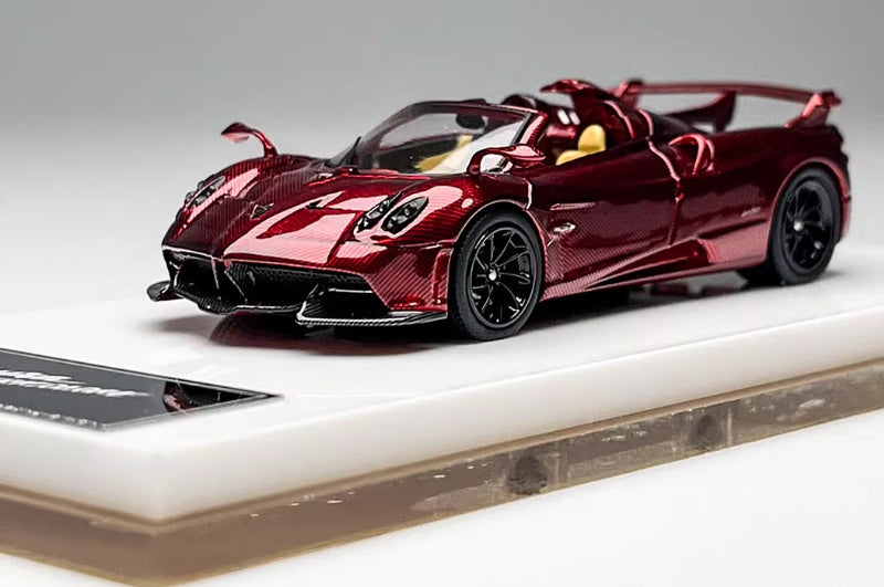 HH Model Pagani Huayra Tricolore Red carbon fiber - Convertible Edition 1:64 Car Pre-built Model view1