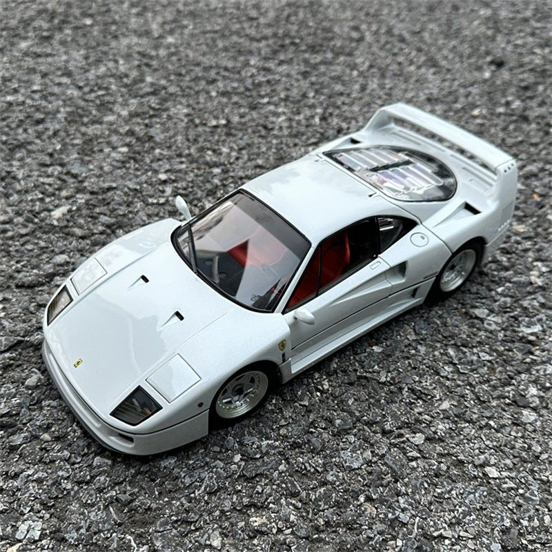 KYOSHO F40 Ferrari Car White 1:18 DIECAST CAR