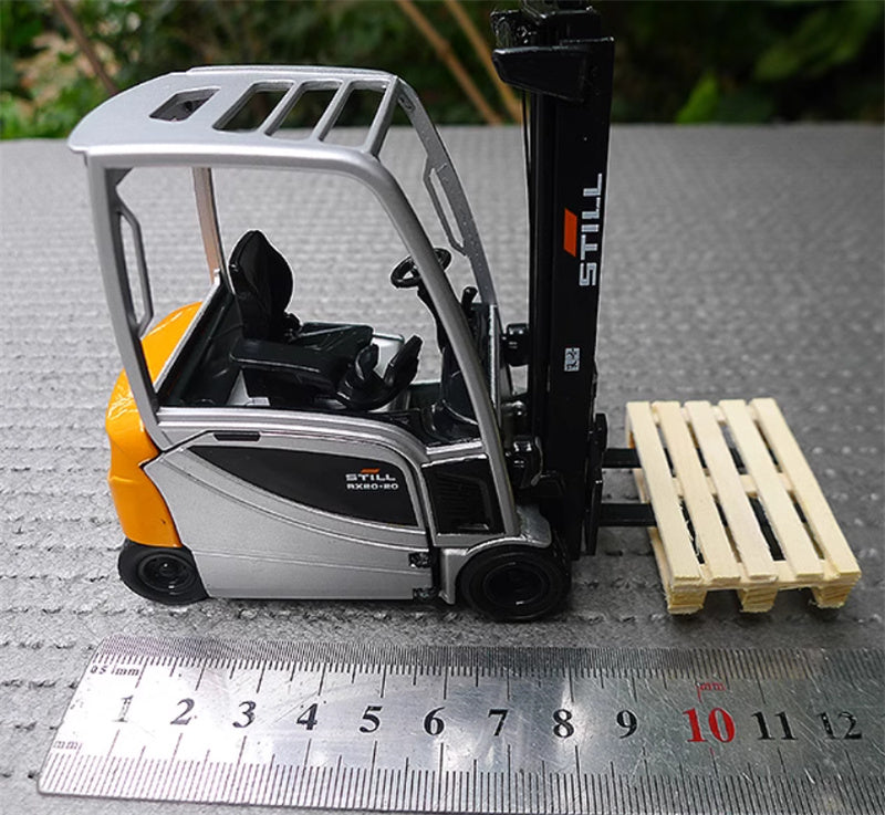 STILL German Elektro-Gabelstaplerklift Truck RX20-20 1:25 Truck Pre-built Model