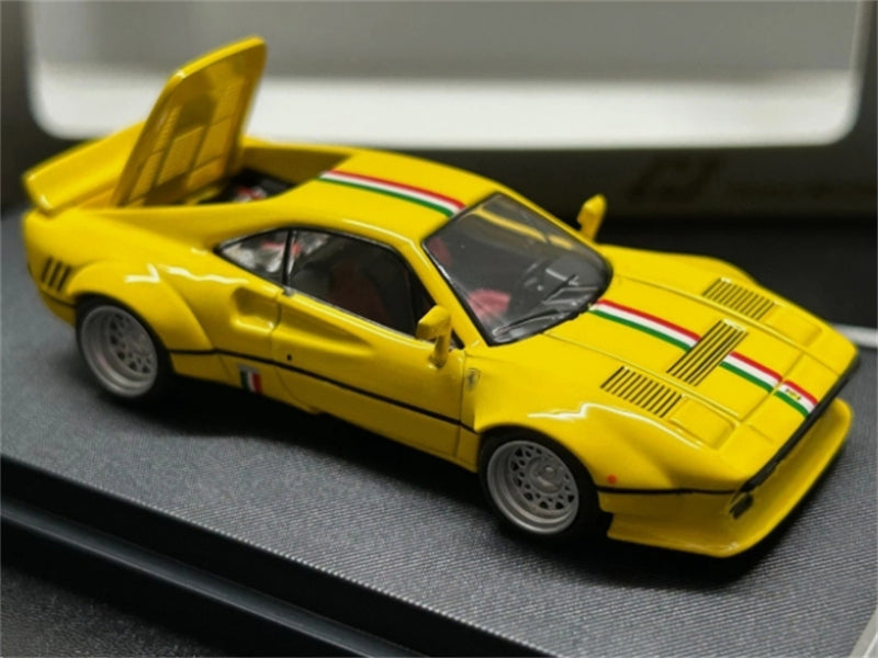 Hone Model Ferrari 288 GTO Yellow w/ Stripe Widebody 1:64 car Pre-built Model view4