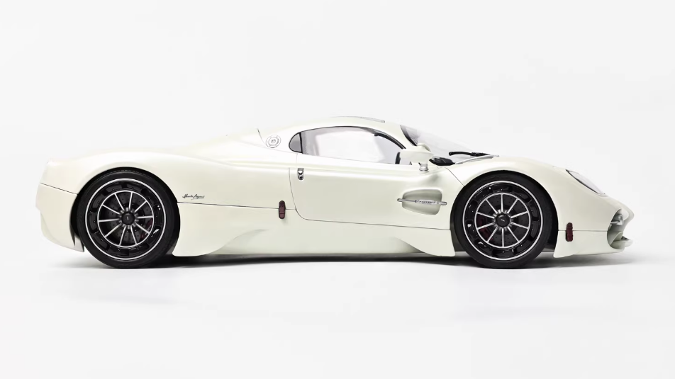 1:18 Pagani Utopia  Matte Pearl White  LCD MODELS  DIECAST car Model