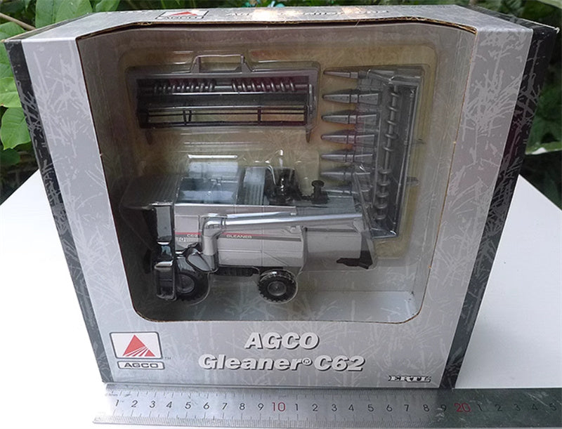 ERTL AGCO Gleaner C62 agricultural Combine out of print silver 1:64 Truck Pre-built Model
