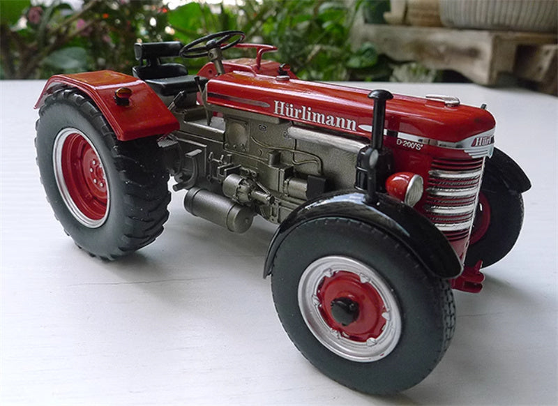 SCHUCO Hurlimann D 200 S. rot European classical tractor 1:32 Truck Pre-built Model