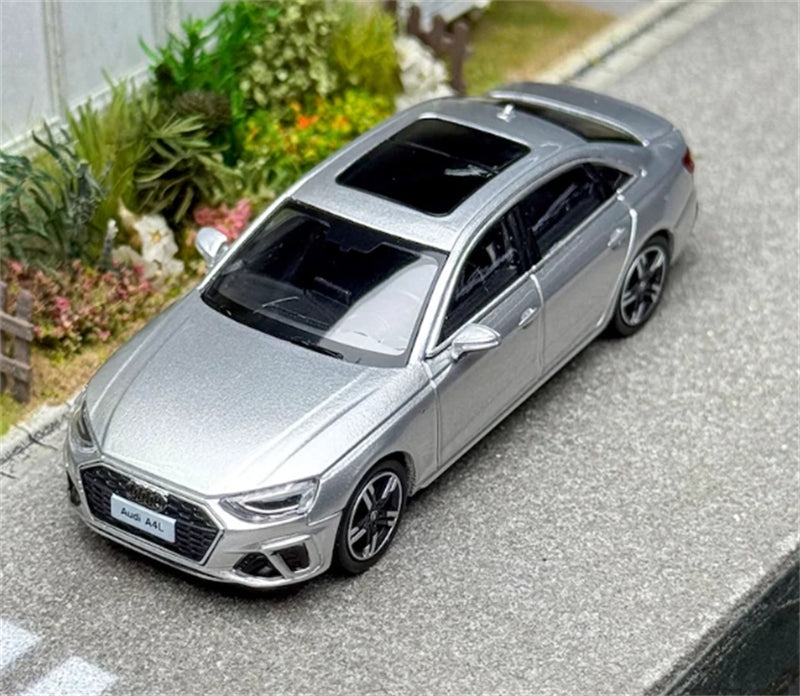 VAV AUDI A4L Silver Sedan 1:64 Car Pre-built Model