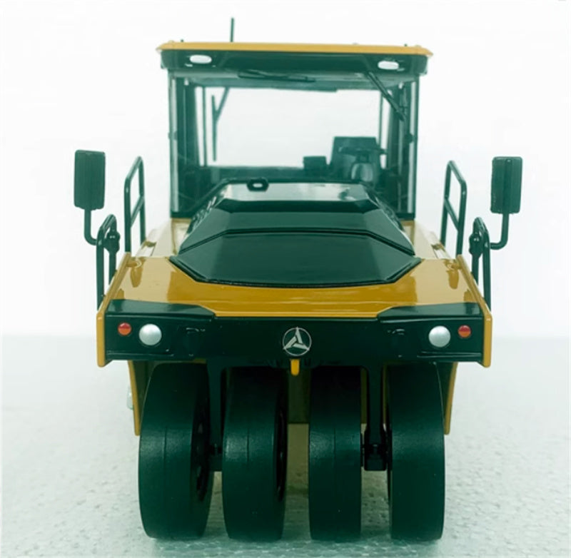 SANY SPR300C Tire Roller 1:35 Truck Pre-built Model