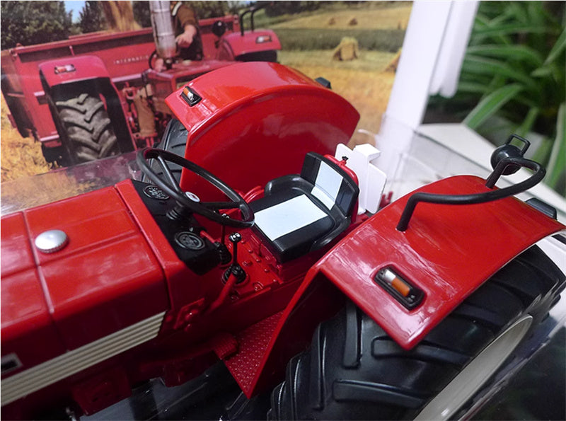 REPLICAGRI Case IH 624 International Agricultural Tractor Red 1:16 Truck Pre-built Model