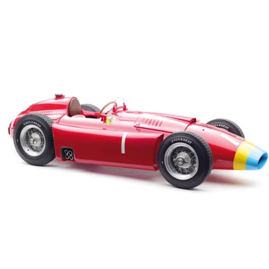 CMC Lucky Set Fangio Figure Ferrari D50 long nose #1+ Ferrari D50 short nose #1+ Ferrari D50 short nose #26 1956 Limited Edition 1:18 DIECAST Car