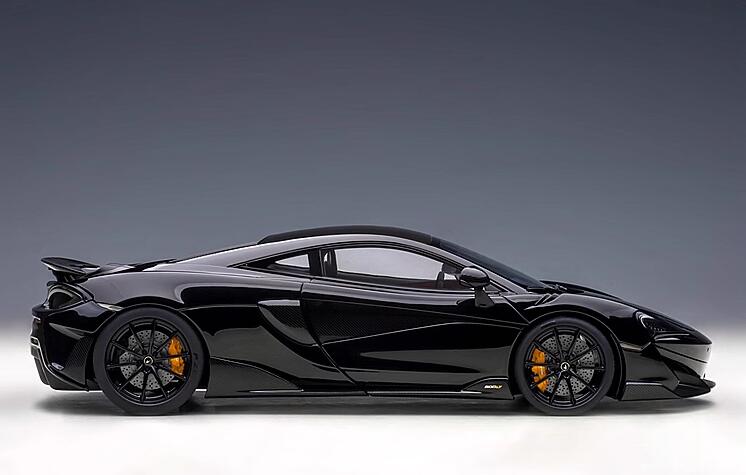 AUTOART McLaren 600LT sports car black 1:18car Pre-a Model
