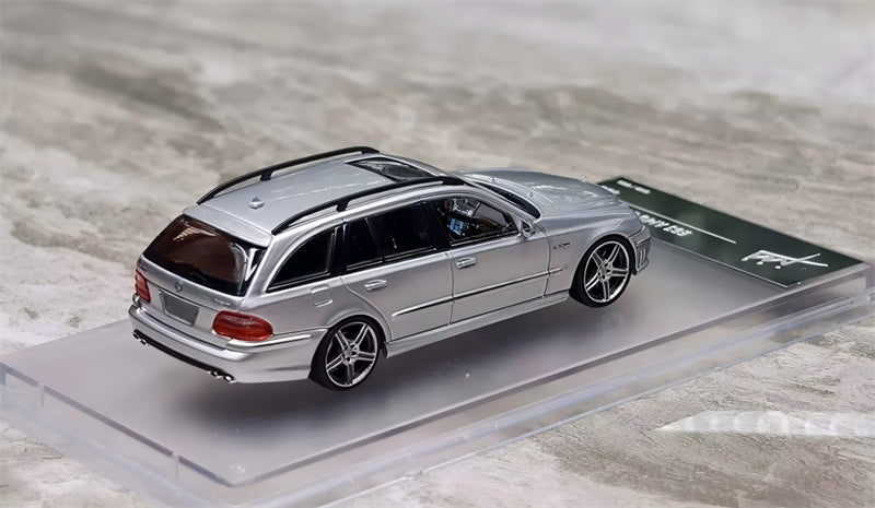 1:64 Mercedes-Benz E63 AMG Estate S211 silver KING MODEL Wagon Limited Edition 999PCS ONLY DIECAST Civil Car Model