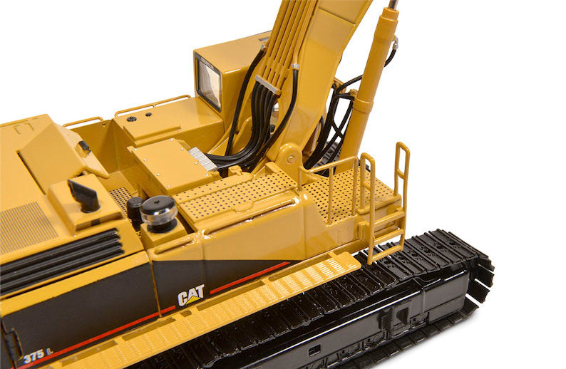 CCM CAT 375L Hydraulic excavator Limited Edition
 1/48 DIECAST 0