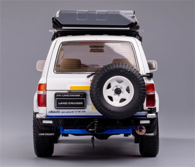 KengFai Toyota Land Cruiser LC80 White Off Road Edition With luggage rack 1:18 Truck Pre-built Model view7