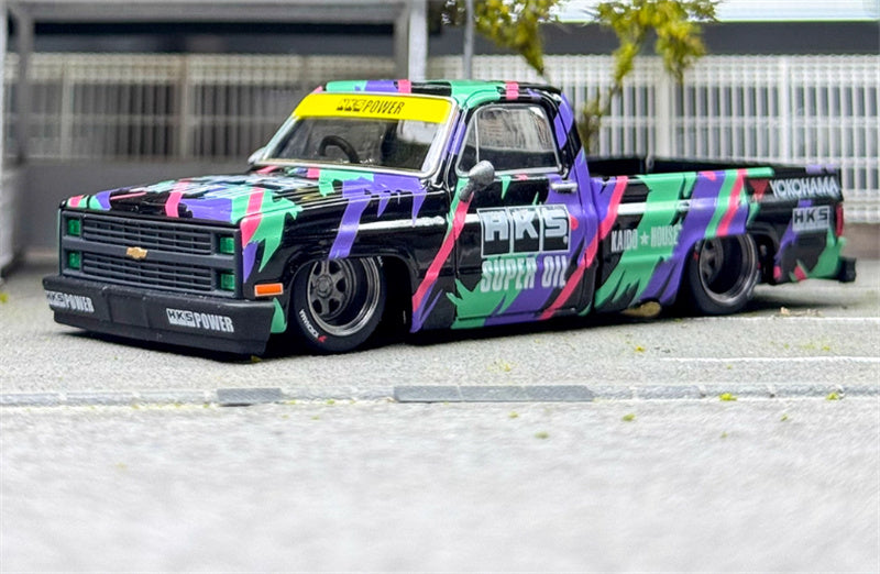 KaidoHouse x MiniGT Chevrolet Silverado Kaido HKS V1 pickup truck color box packaging 1:64 Truck Pre-built Model view1