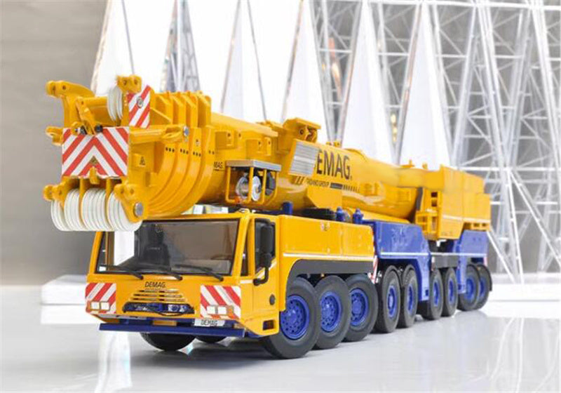 IMC  DEMAG AC 700-9 Full road telescopic boom crane Collectors Edition 1:50 KIT Truck Lorry Limited Edition