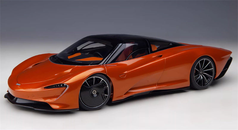 AUTOART McLaren Speedtail supercar orange 1:18 Car Pre-built Model view1